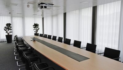 Curtain Systems, SG 6010, Colorama 2, Room shot "Liebherr", Nussbaumen, Switzerland, Wave